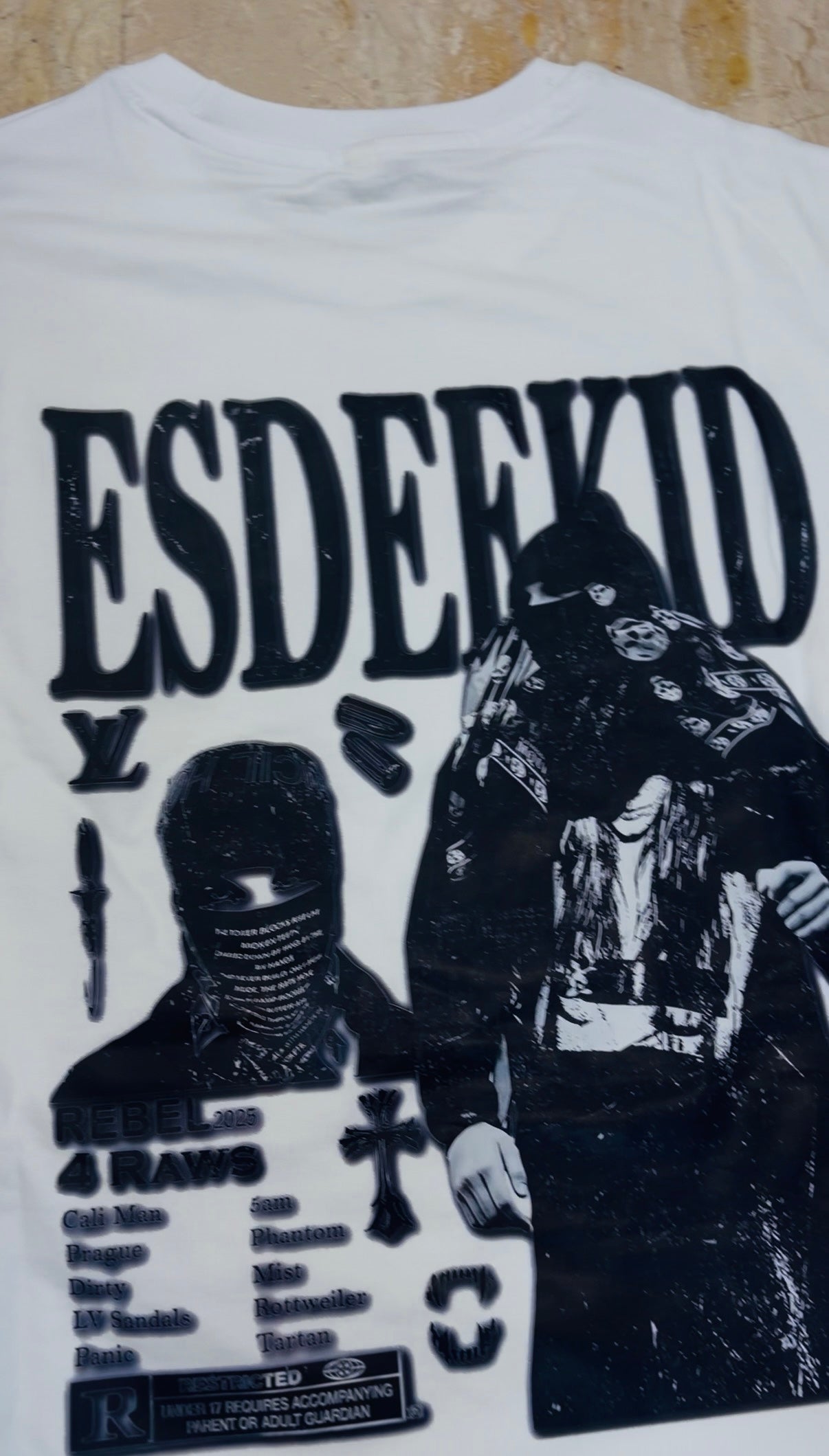 ESDEEKID OVERSIZED TSHIRT